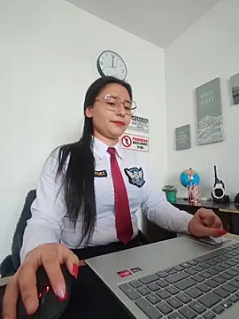 Queen_linda1 Chat XXX in diretta