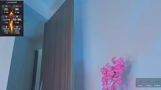 MarQueen1_ Chat XXX in diretta