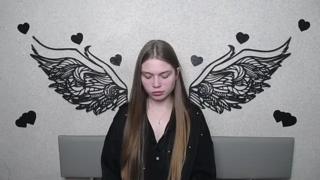 LaraPika Chat XXX live