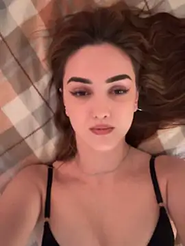 LilyFarey Obrolan Langsung XXX