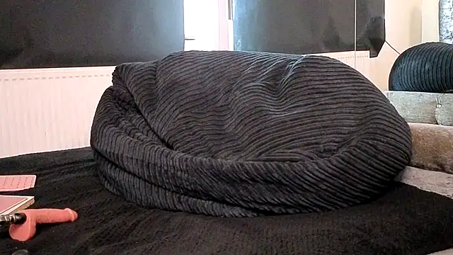 WifeWithPermission's Live XXX Chat