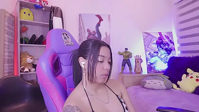 madelyn_rose_'s Live XXX Chat