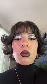 Show de Liana_Fem_ na webcam