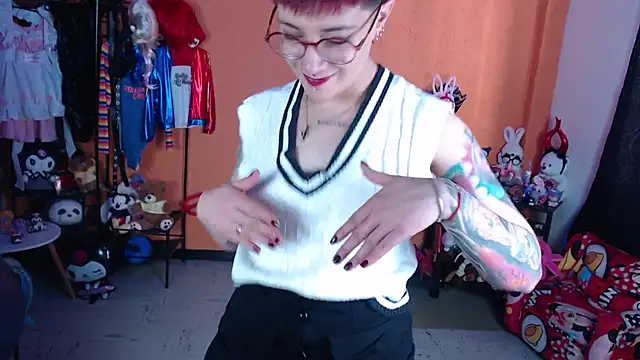 MissMiia2のライブXXXチャット