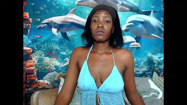 AfricanBarbiee69 Adlı Modelin Canlı XXX Sohbeti