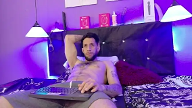 Karim_mansur Live XXX-chat