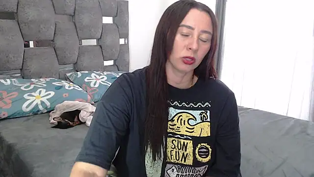 sara_hott_1: онлайн-секс-чат