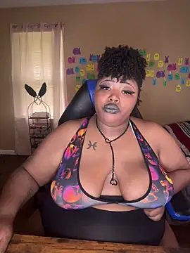 Pokazy przed kamerką – Chocolatebunnyxx96