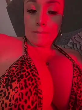 Chat XXX ao vivo de Holly_madison_
