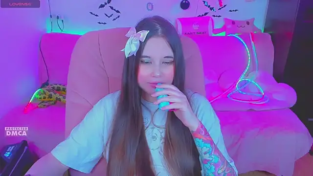 Chatroom XXX en direct de Lolisuccub