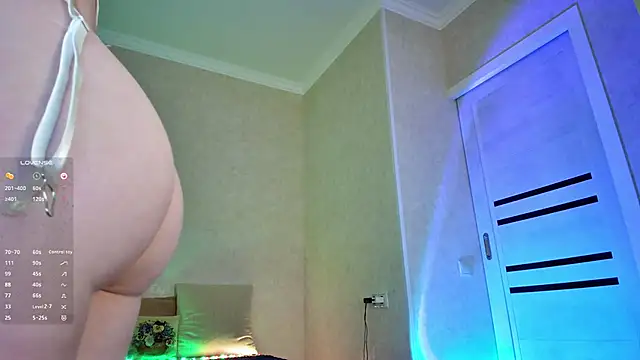 Roseaa Live XXX Chat
