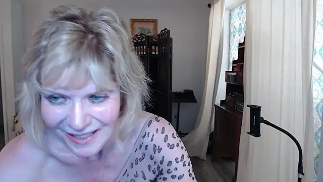 SindeeDix's Live XXX Chat