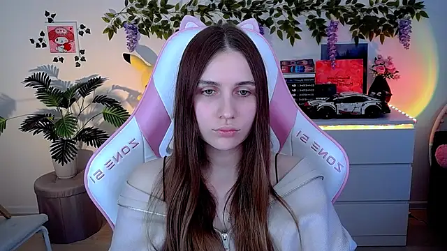 Chat XXX ao vivo de AliceCharmy
