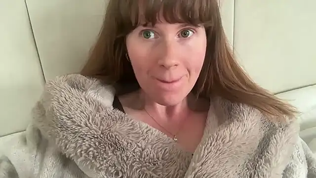 redheadrosie69's Webcam Show