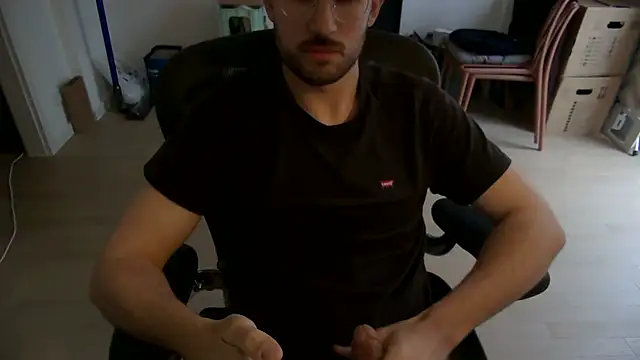 taallguyy_196 – Naživo XXX chat