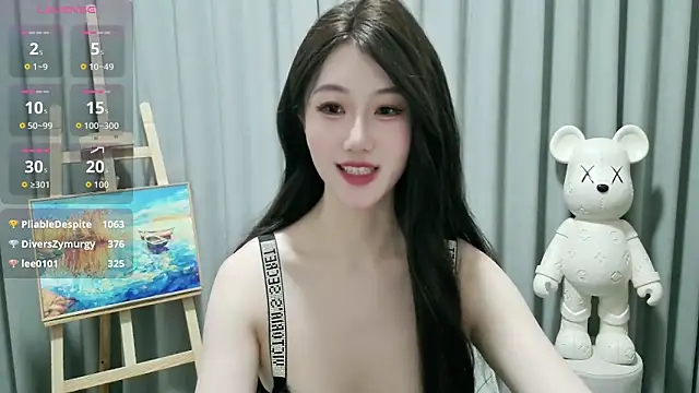 LUNYI-CC's Live XXX Chat