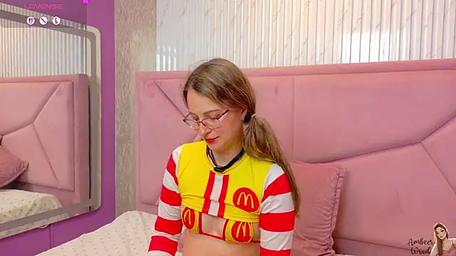 AmbeerWood_ Live XXX-Chat