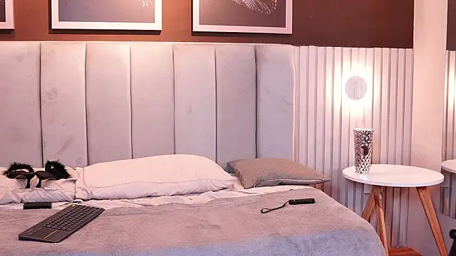 Živý XXX chat Luxa_Velvet