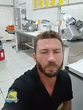 Czat XXX na żywo – RobertoLuiz84