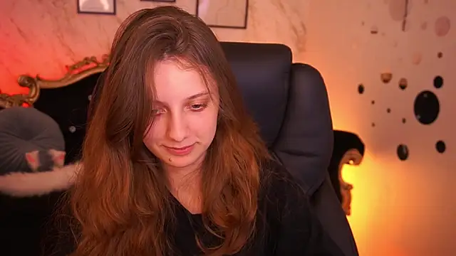 CuteeFoxy's Live XXX Chat