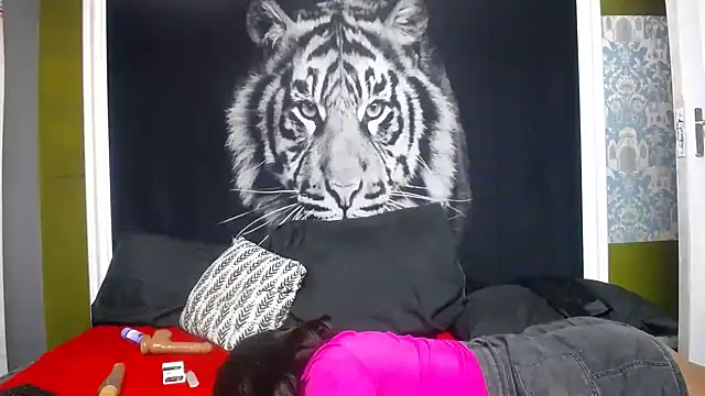 sexydiamond15 live XXX chat
