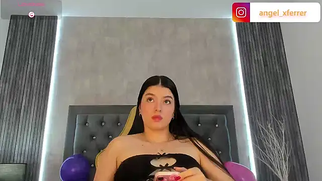 AngelxFerrer_ 现场XXX聊天