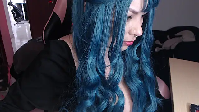 XXX chat uživo modela Theprojectsaraa