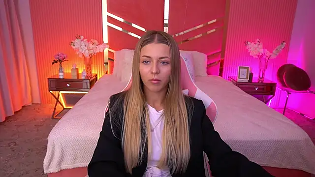 DoveLovee's Webcam Show