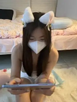 _xiaoxinxin_ Adlı Modelin Canlı XXX Sohbeti