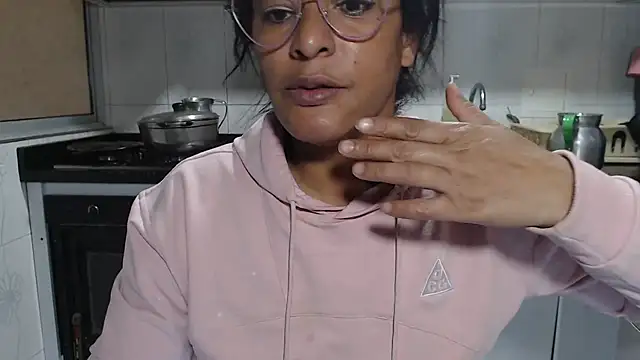 kateleyagrey Chat XXX live