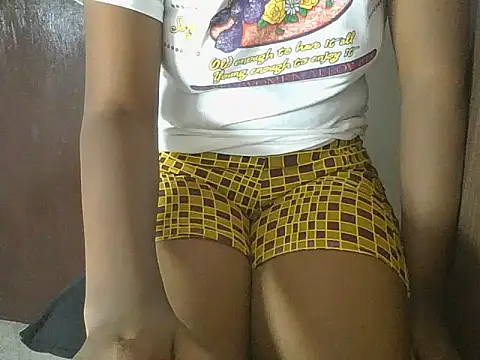 Pinkychichie's Live XXX Chat