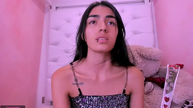 Chat +18 de eimy_skinny_ ao vivo