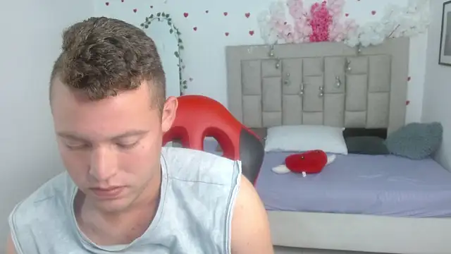 sven_fox723 Live XXX-Chat