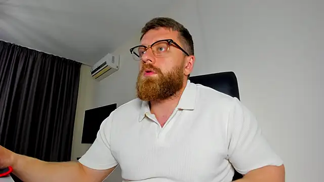 Findom_guy's Webcam Show