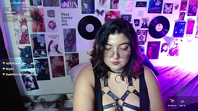Chatroom XXX en direct de Roxy_f_w