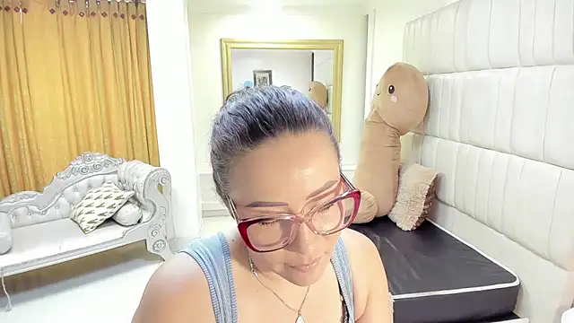 gaby_trent 现场XXX聊天