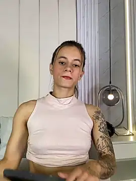 Chatroom XXX en direct de JuliaColemann