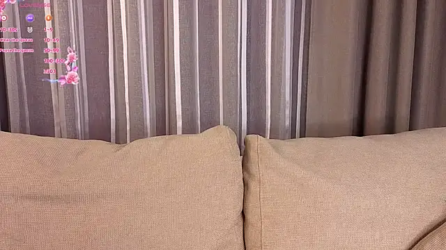 Chat +18 de KerstinMaynor ao vivo