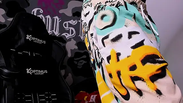 Bryxxxon webcam show