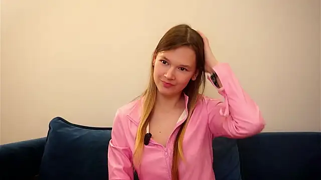 TiaGarnsey webcam show