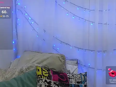 Chatroom XXX en direct de ninaa_fox