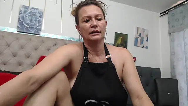 Chat +18 de Victoriacoperino ao vivo