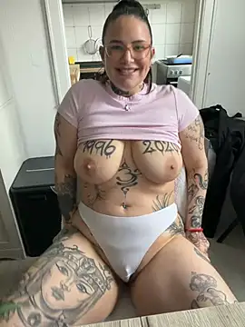 NyxTattoo 网络视讯表演