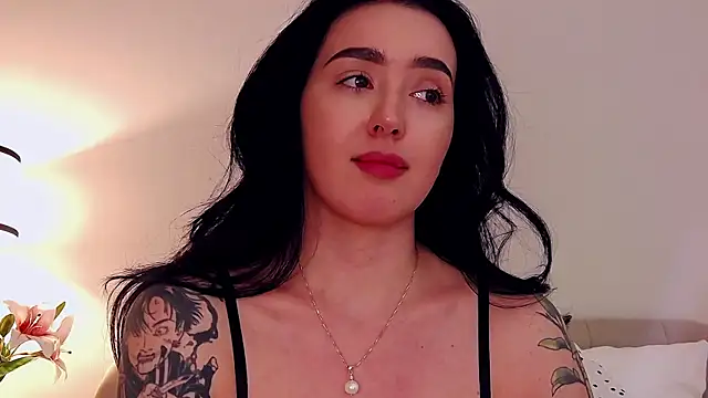 KimKhallifa Live XXX-Chat