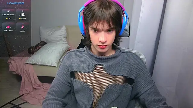 LeonBoykisser 网络视讯表演