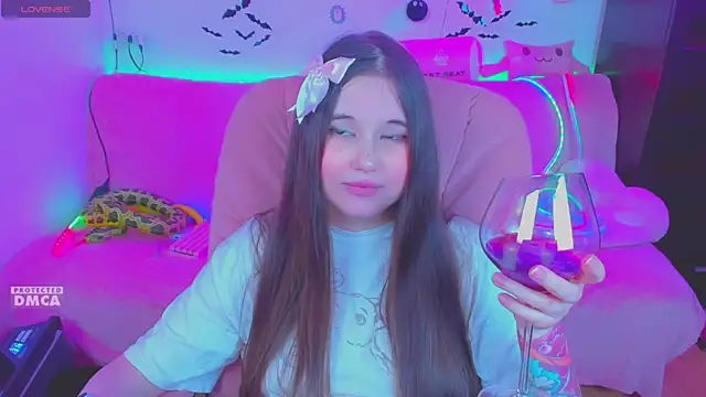 Онлайн чат XXX Lolisuccub
