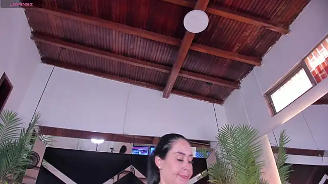 emily-fox Adlı Modelin Canlı XXX Sohbeti