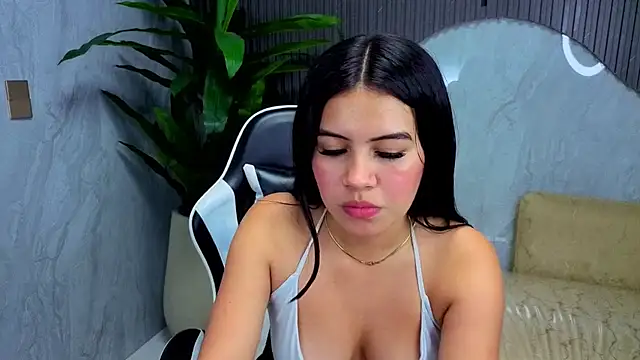 Chat +18 de valeriatp ao vivo