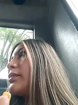 alana_69のウェブカメラショー