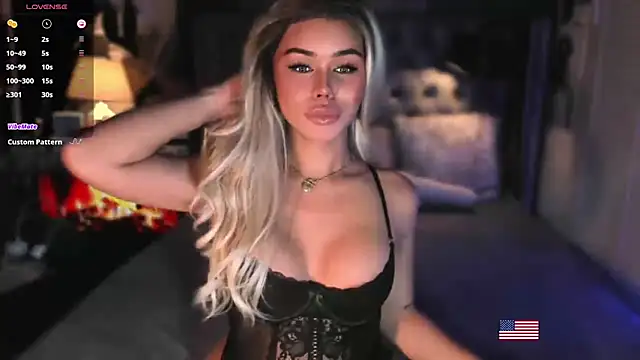 ZyraGoddes Webcam show